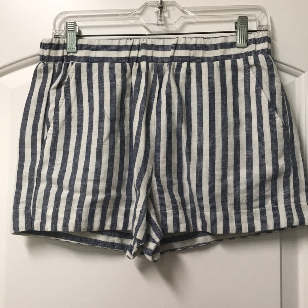 Splendid Ivory/Navy Striped Linen Blend Shorts